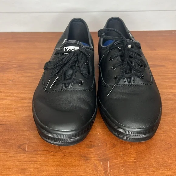 Keds - Leather Champion Originals - Woman’s 9XW - Picture 2 of 7